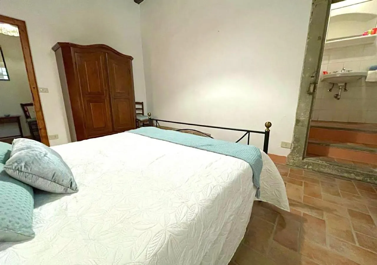 Apartment Le Rondini - Serena Tuscany Homes Cortona Italy